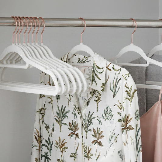 Set of 30 Velvet Hangers with Rose Gold Swivel Hooks, Non-Slip Space Saving Hangers for Shirts and Dresses, Cloud White