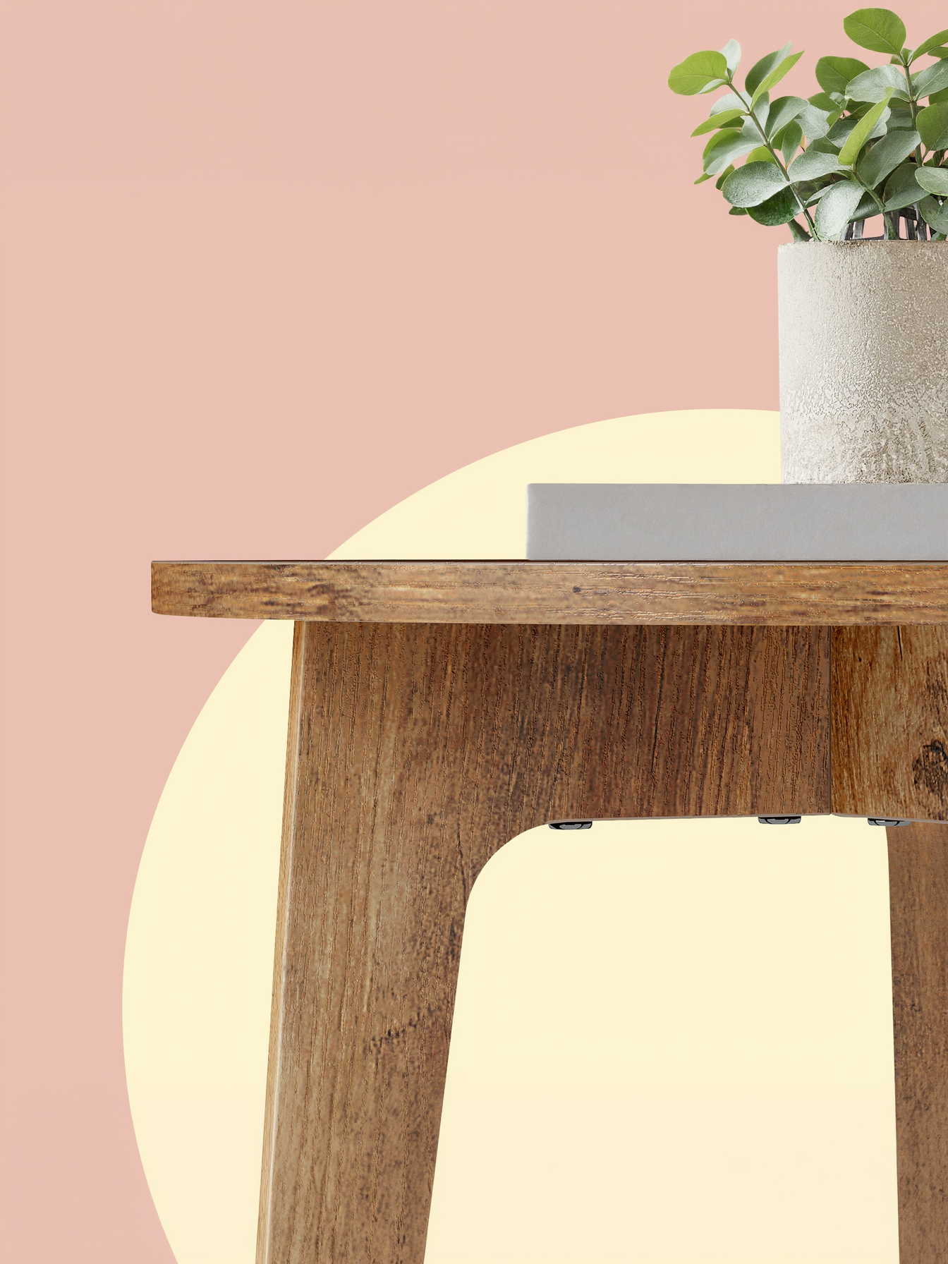 Round End Table for Living Room and Bedroom, Tapered Legs with Curved Design, Compact Nightstand for Small Spaces, Honey Brown
