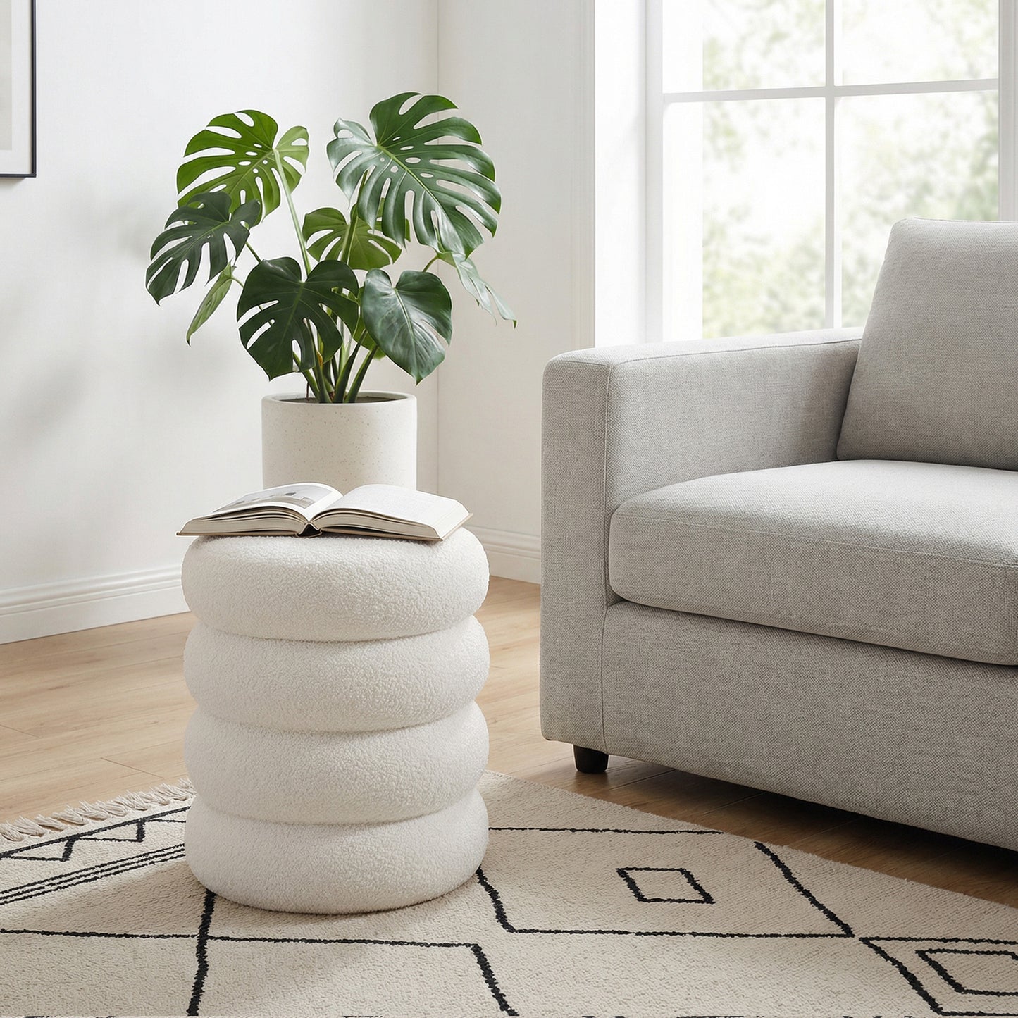 Round Storage Ottoman with Removable Lid, Teddy Fleece Upholstered Foot Stool for Living Room, Bedroom, 16.9 x 18.5 x 16.9 Inches, White